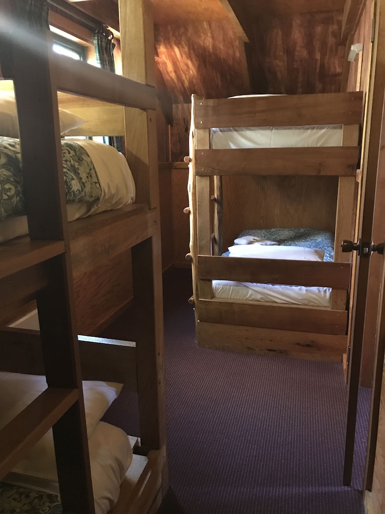 Cradle Mountain Highlanders Cottages 35/71