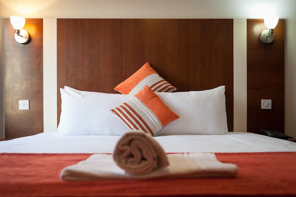 Celtic International Hotel Cardiff Airport 37/45