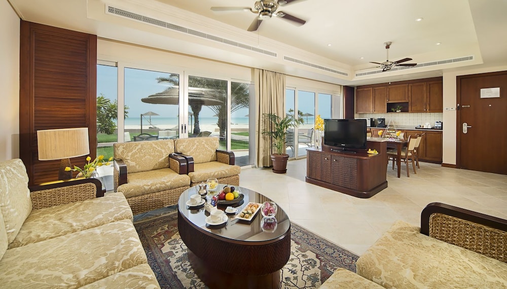 Danat Jebel Dhanna Resort 23/50