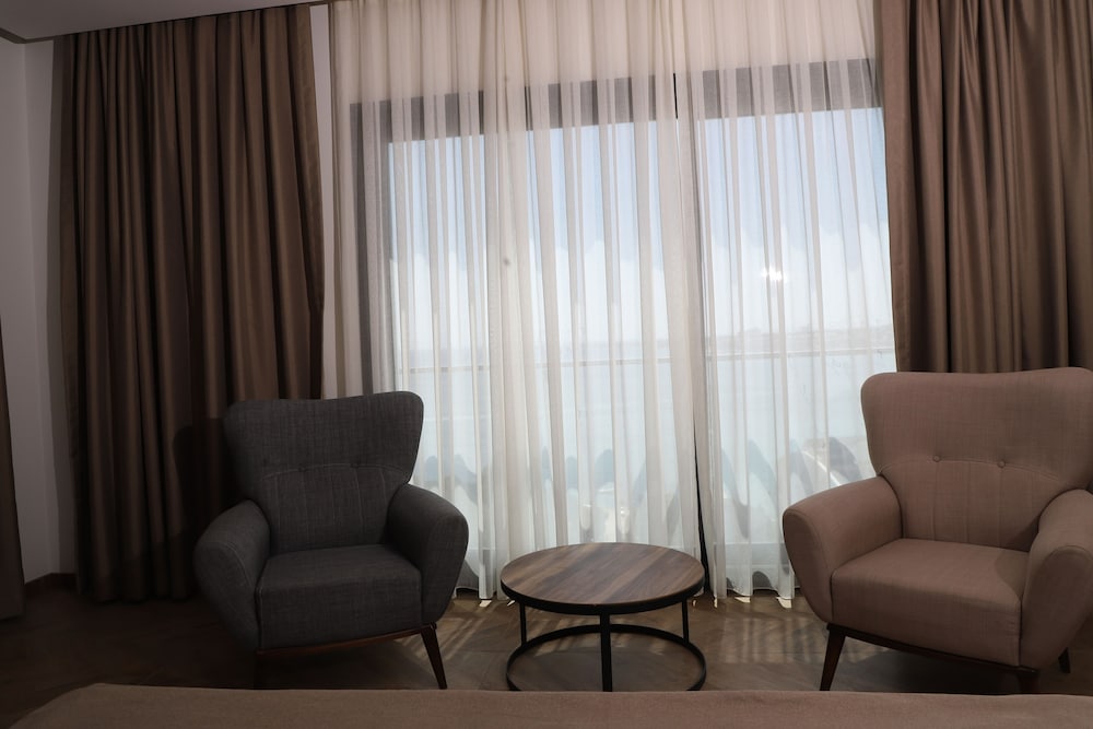 City Point Beach and Spa Hotel 37/50