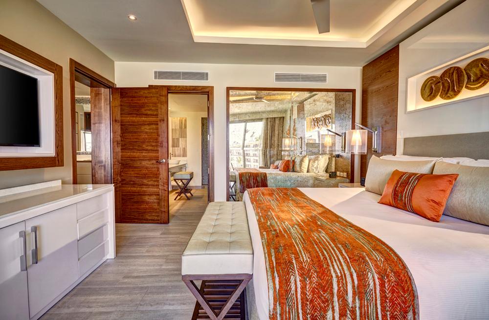 1 Bedroom, Diamond Club, Presidential, Luxury, Suite، Royalton Bavaro, An Autograph Collection All Inclusive Resort and Casino 1/1