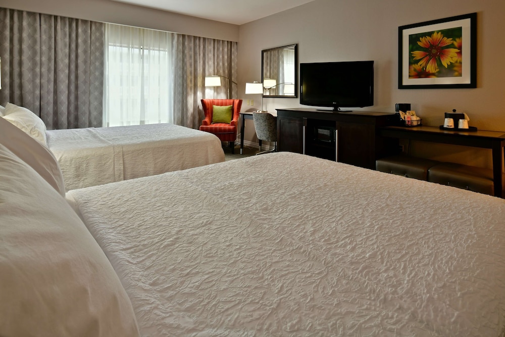 Hampton Inn & Suites Fredericksburg 14/34