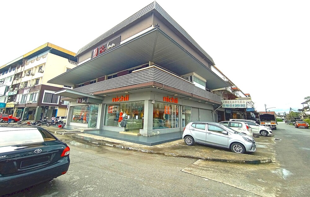 Hotel O Hi Inn 42/45
