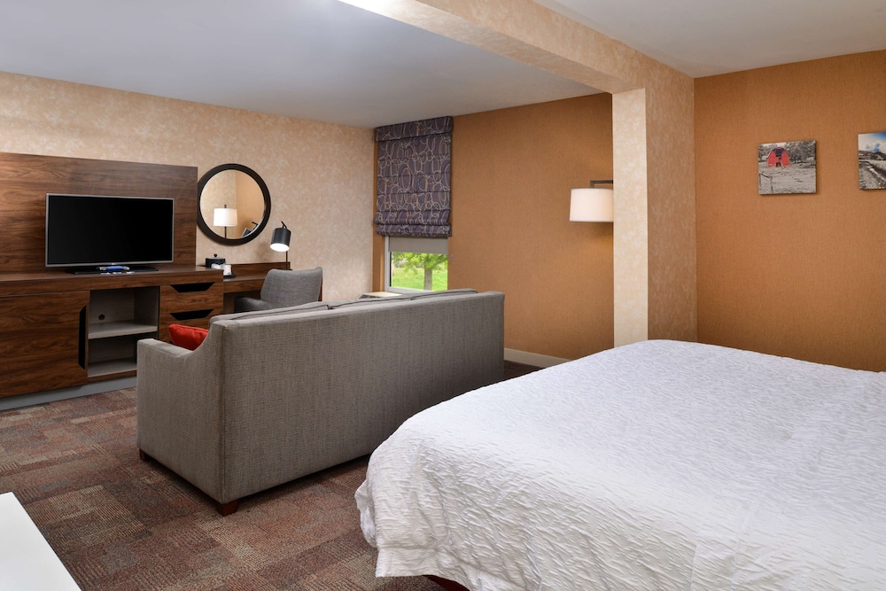 Hampton Inn Wytheville 23/53