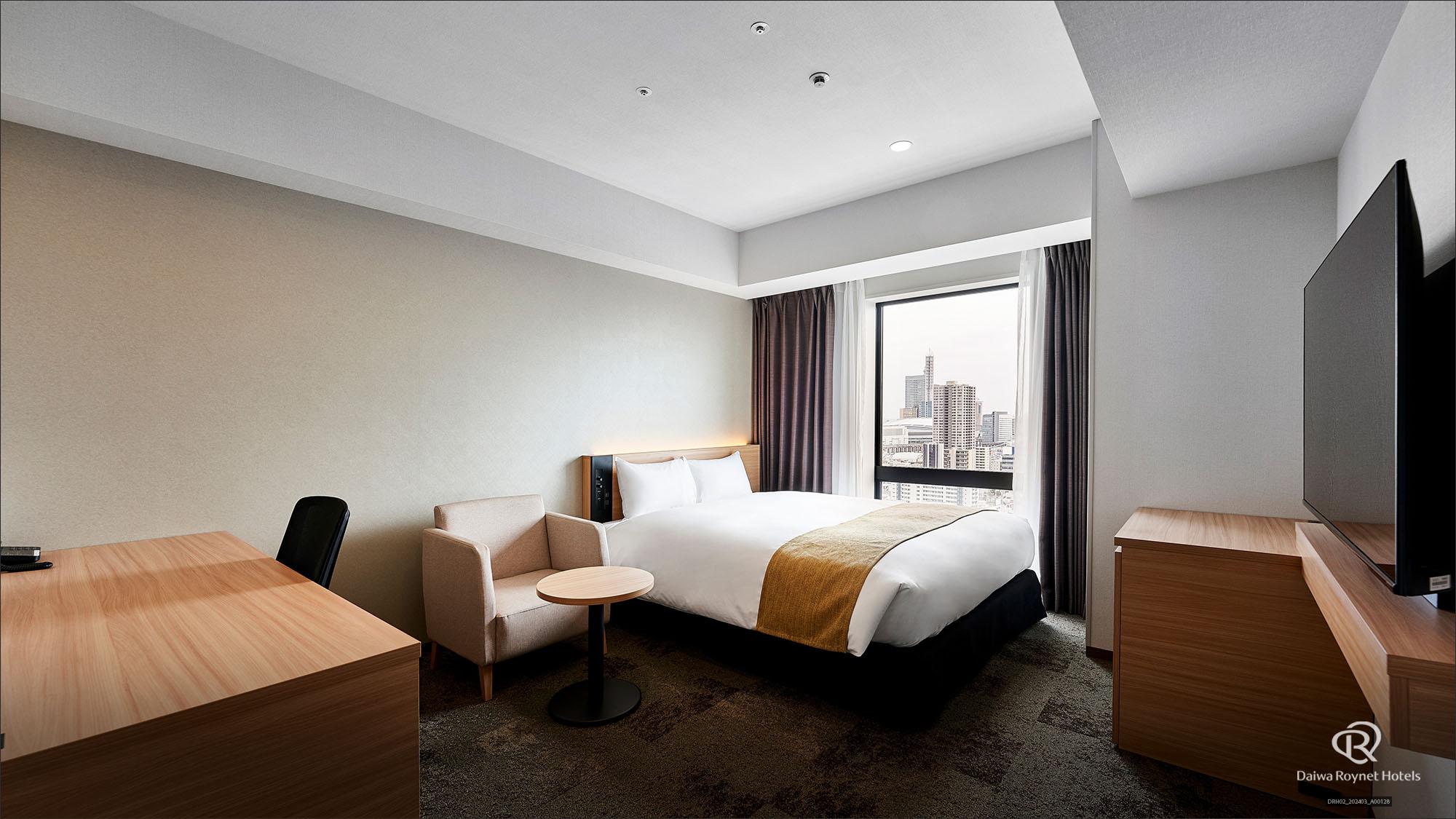Universal, Double Bed