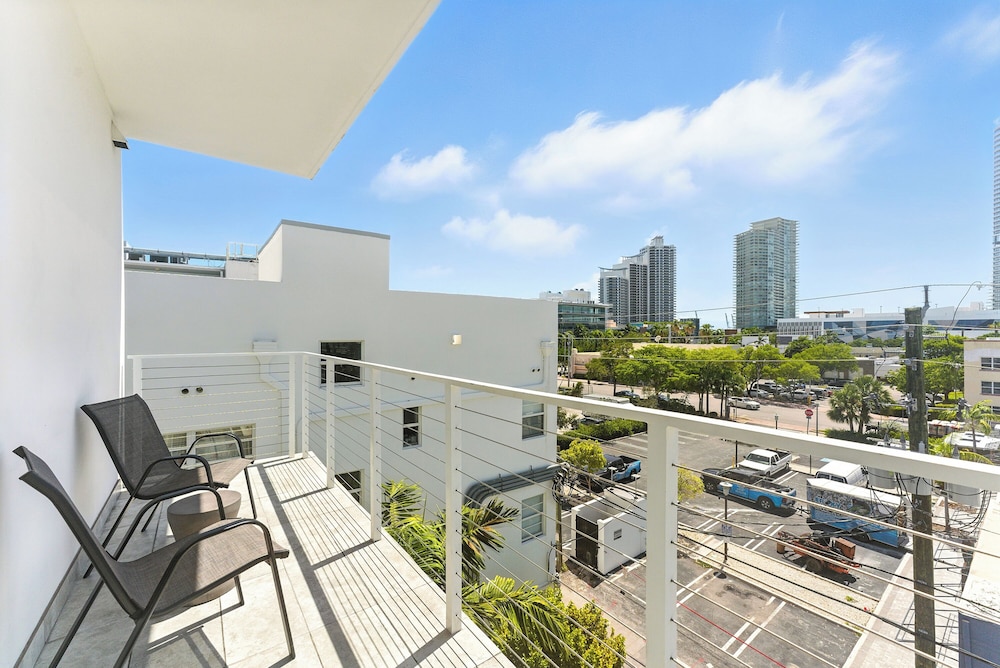 Vhc Luxury Apartments 58/67