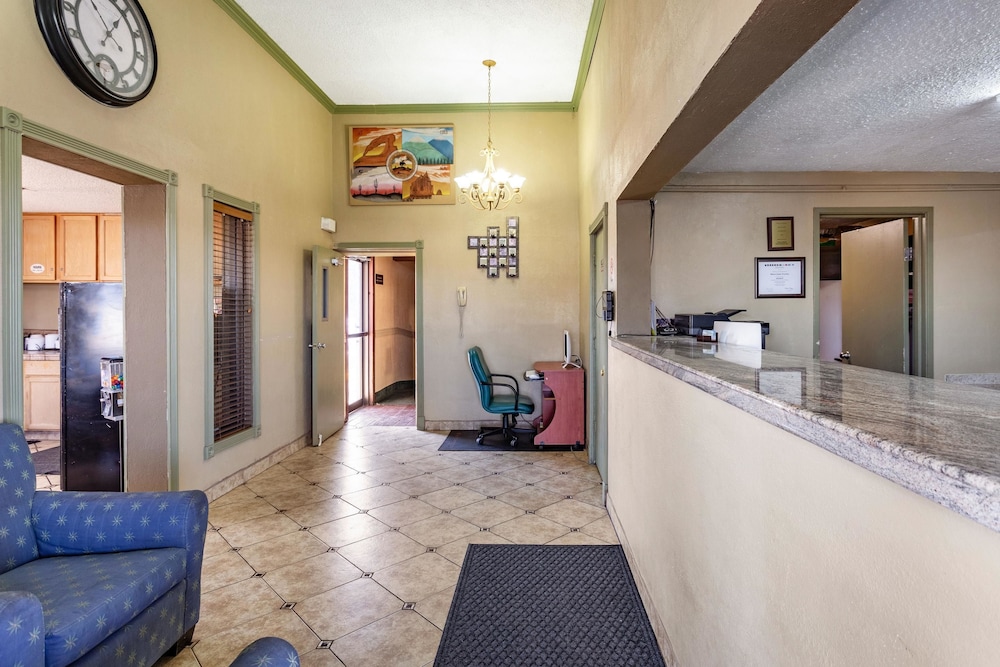 Rodeway Inn Farmingtonn, NM 4/41