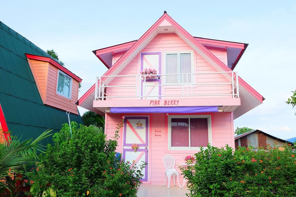 A Houses Homestay 11/90