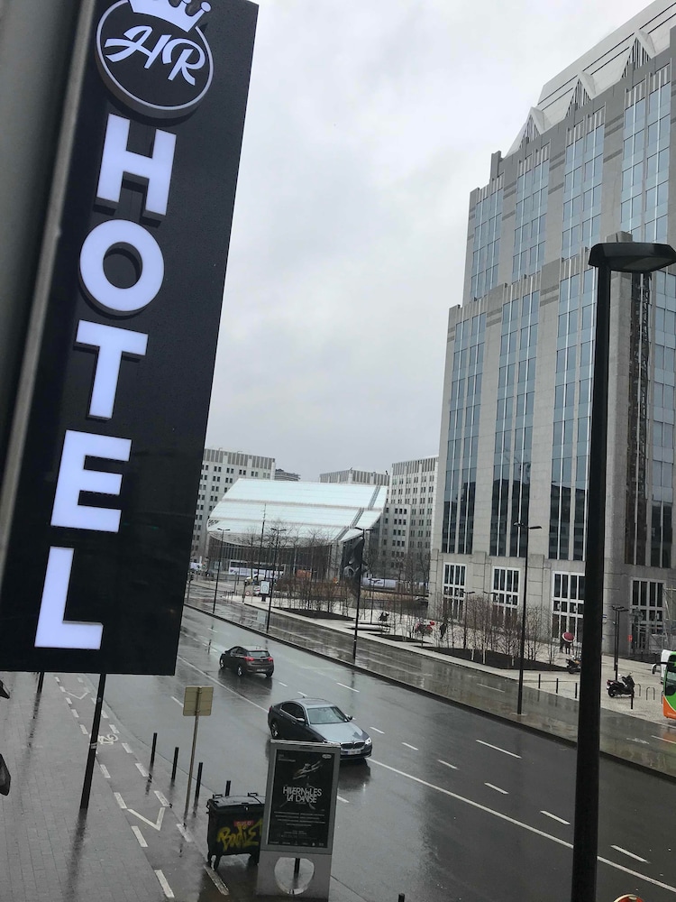 Royal Hotel Brussels 3/39