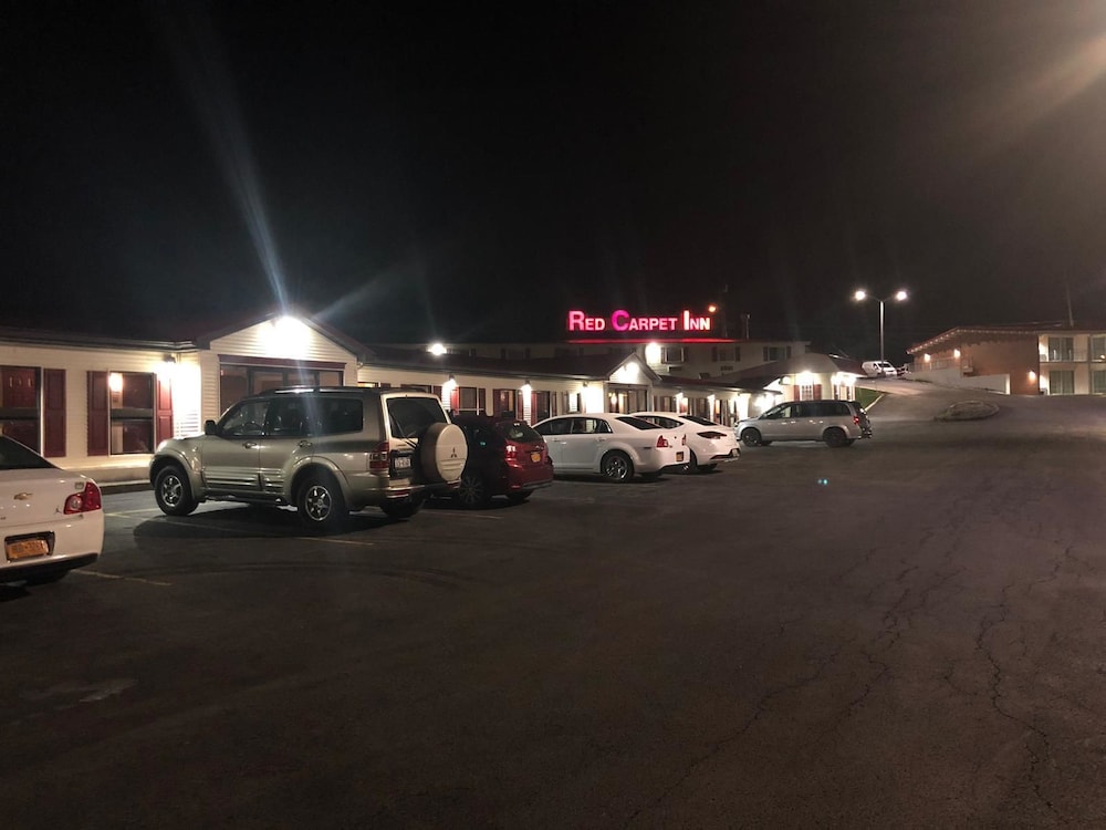 Red Carpet Inn North Syracuse 35/38
