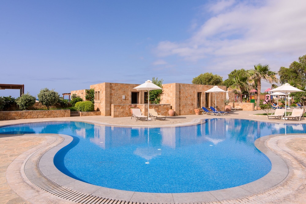 Kernos Beach Hotel and Bungalows 44/50