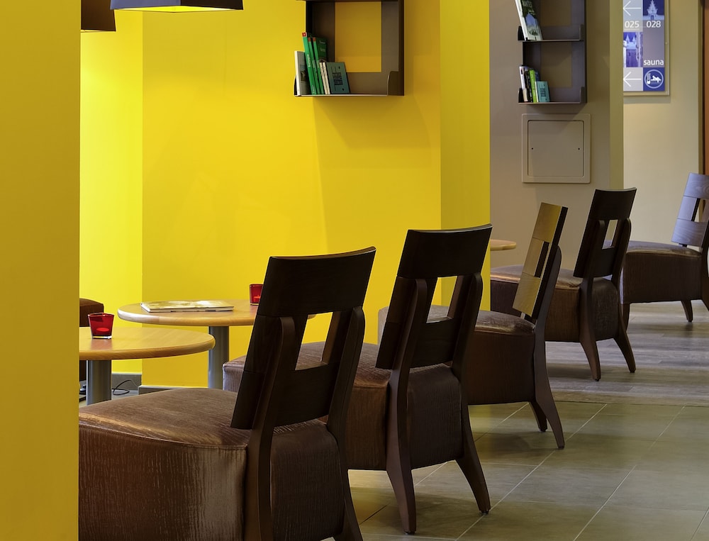 restaurant-cafeteria