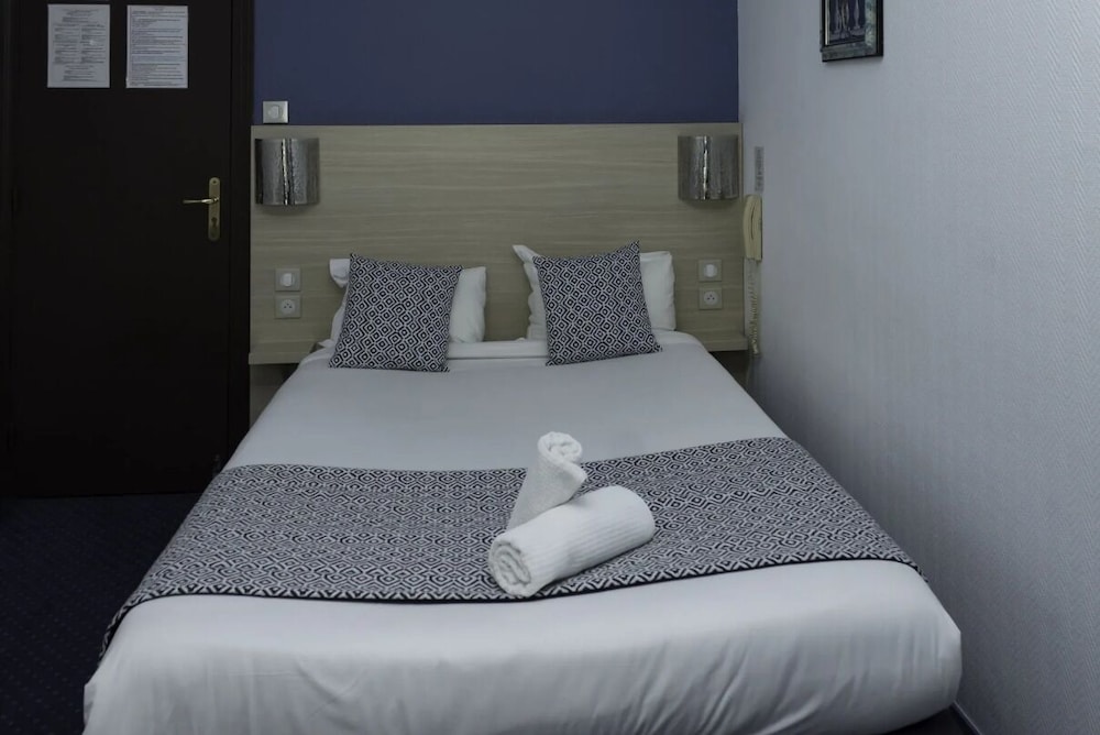 Hotel Paris La Defense 10/43