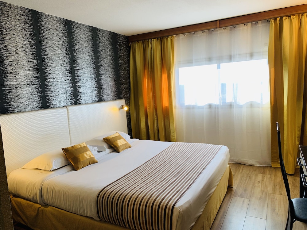 PRESTIGE, KING BED