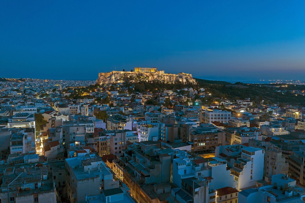 Belle Epoque Suites Athens 48/50