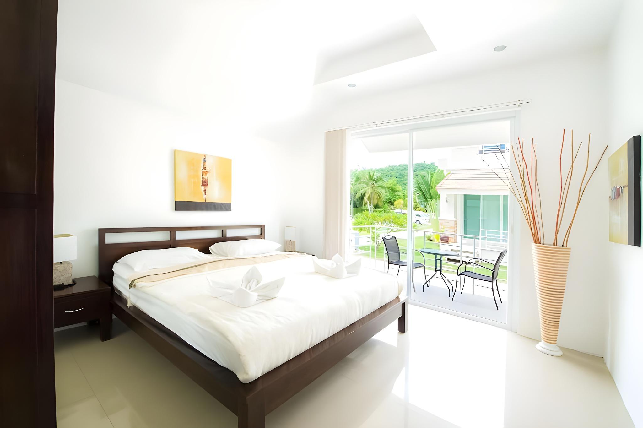 3 Bedrooms, Royal, Villa, Pool Side
