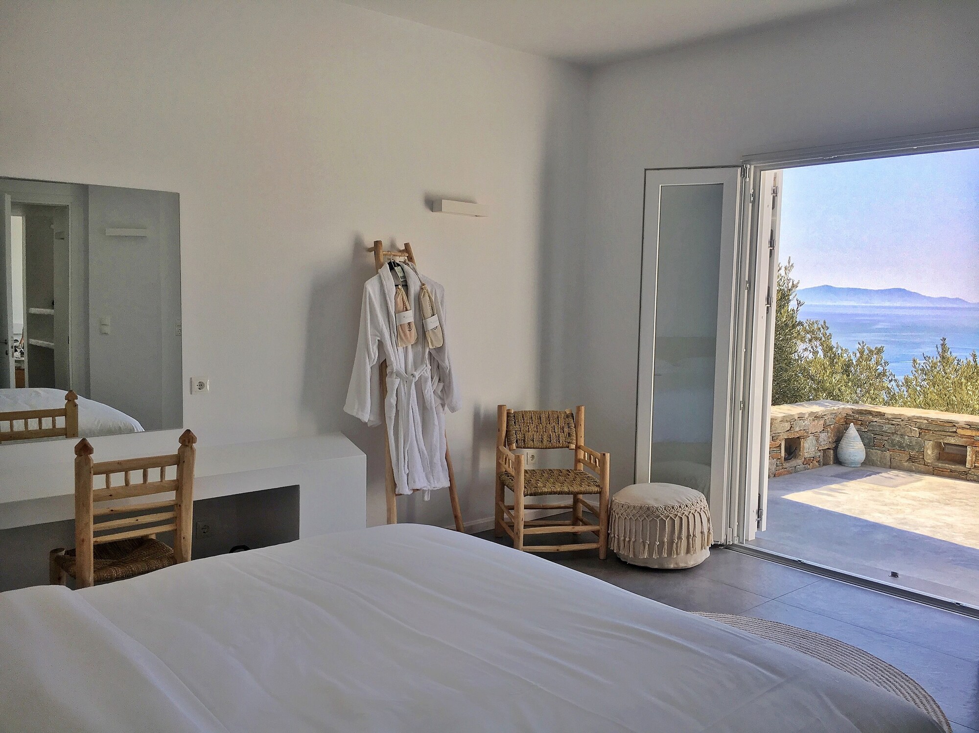 EXECUTIVE, SUITE, SEA VIEW, PRIVATE POOL