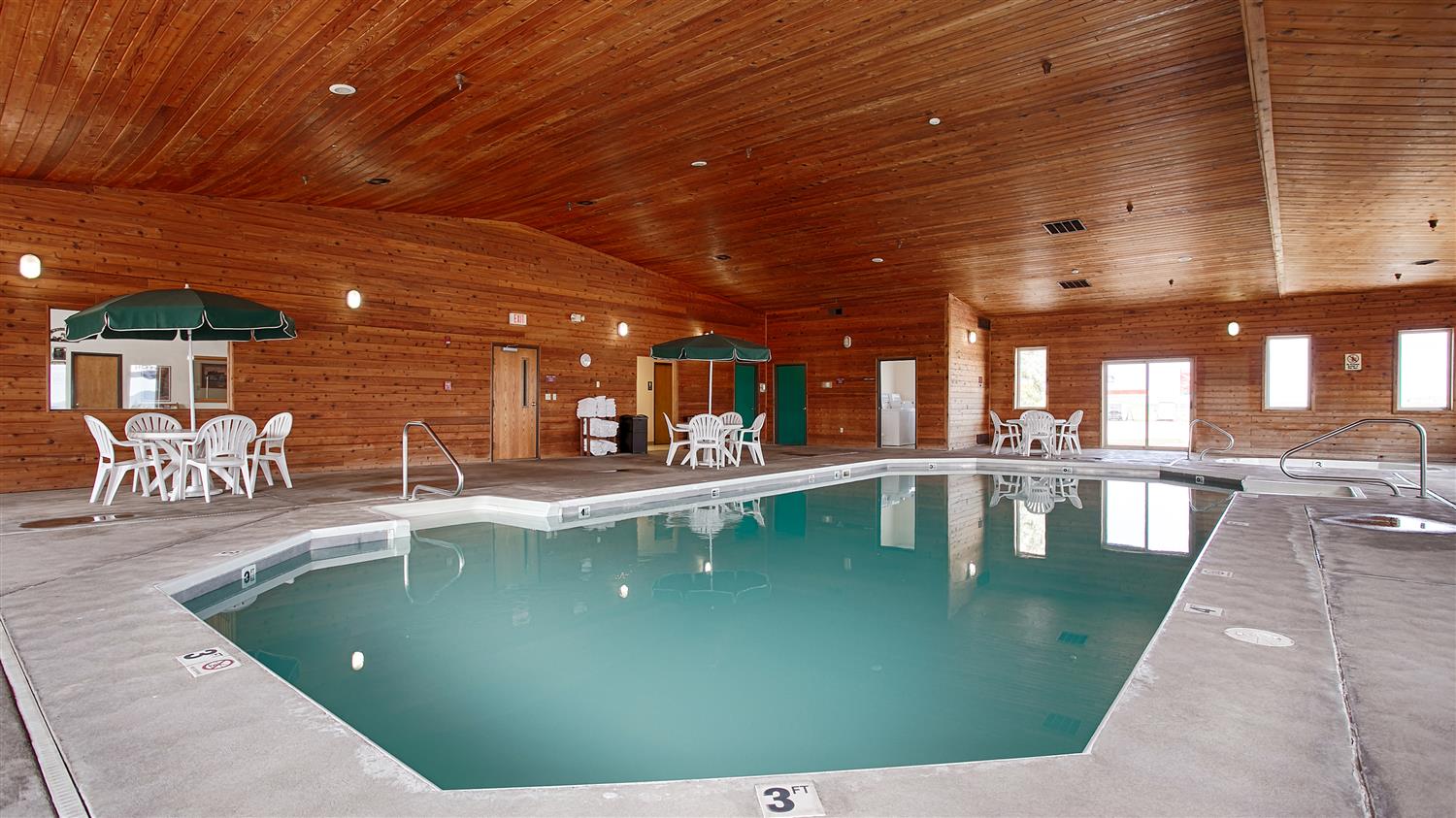 Serena Inn & Suites- Sundance 7/13