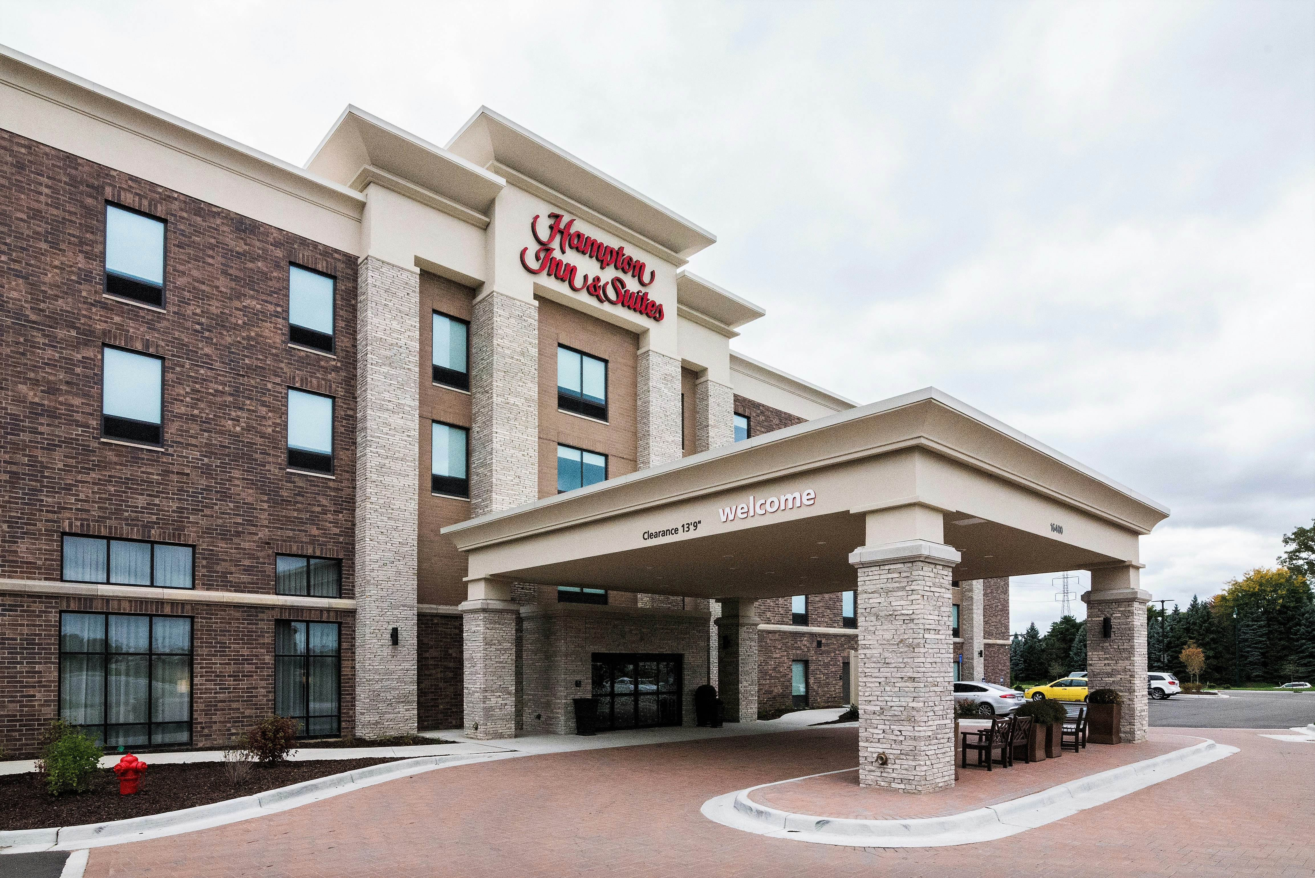 Hampton Inn Suites Allen Park 37/41
