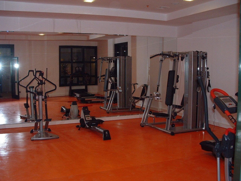 Karinna Convention And Spa 28/55