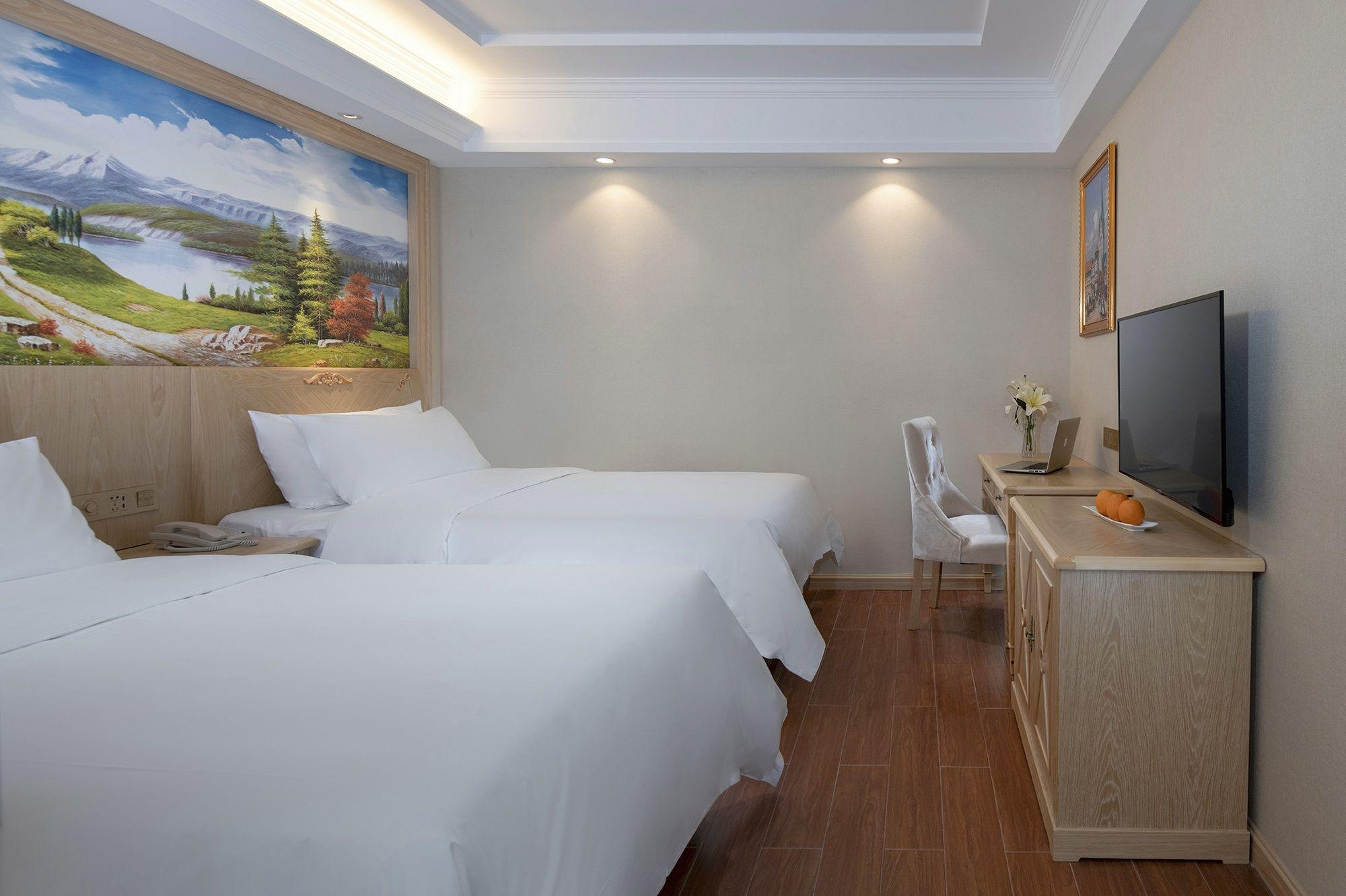 Superior, Twin Beds
