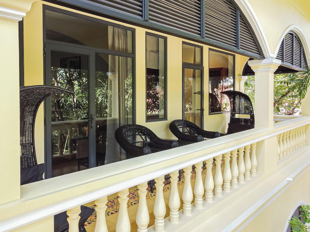 Pavillon D Orient Boutique Hotel 4/50