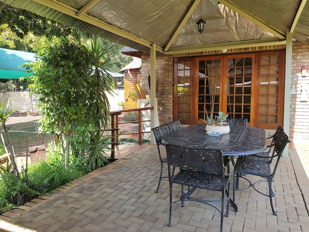 Aandbloem Guest House 24/35