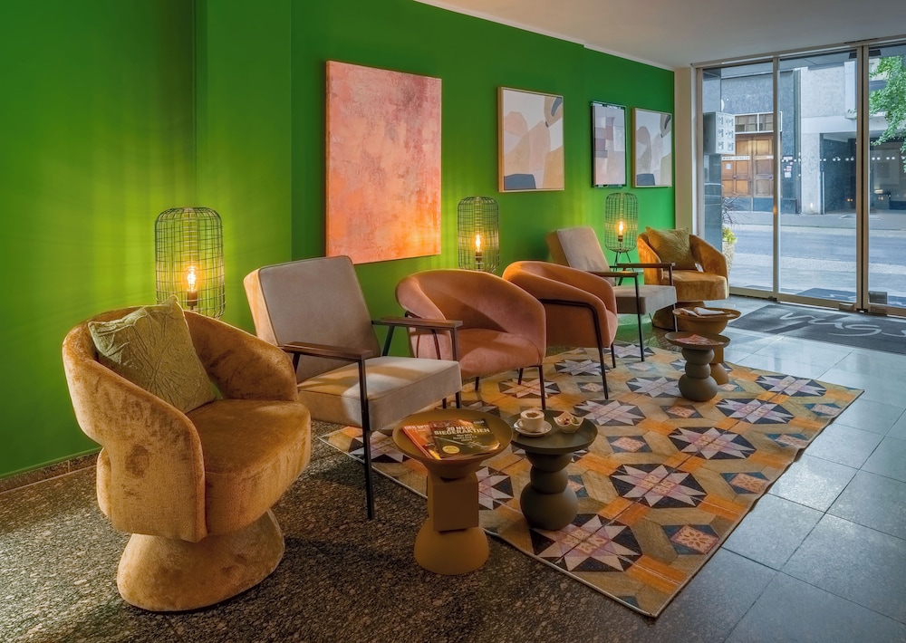 Rugs Hotel Dusseldorf 27/50