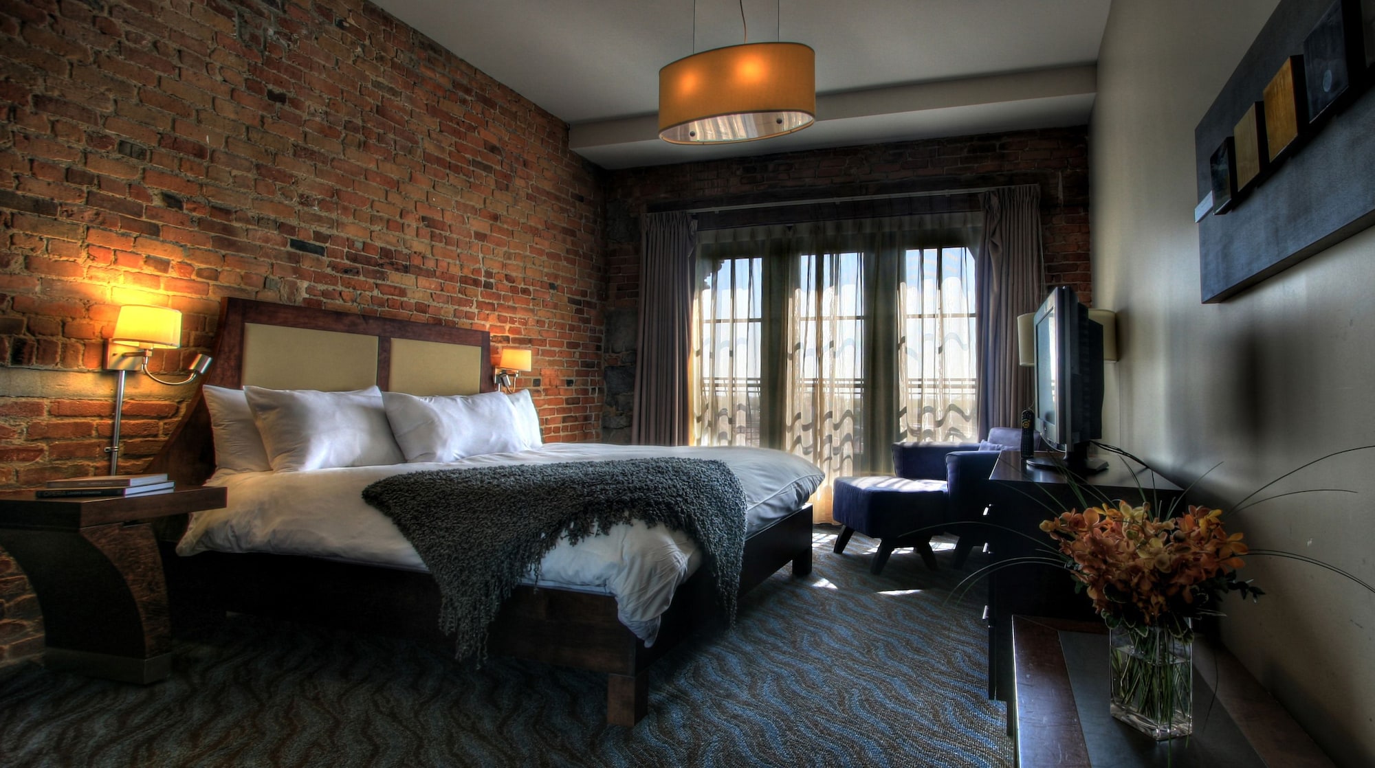 SUPERIOR, KING BED
