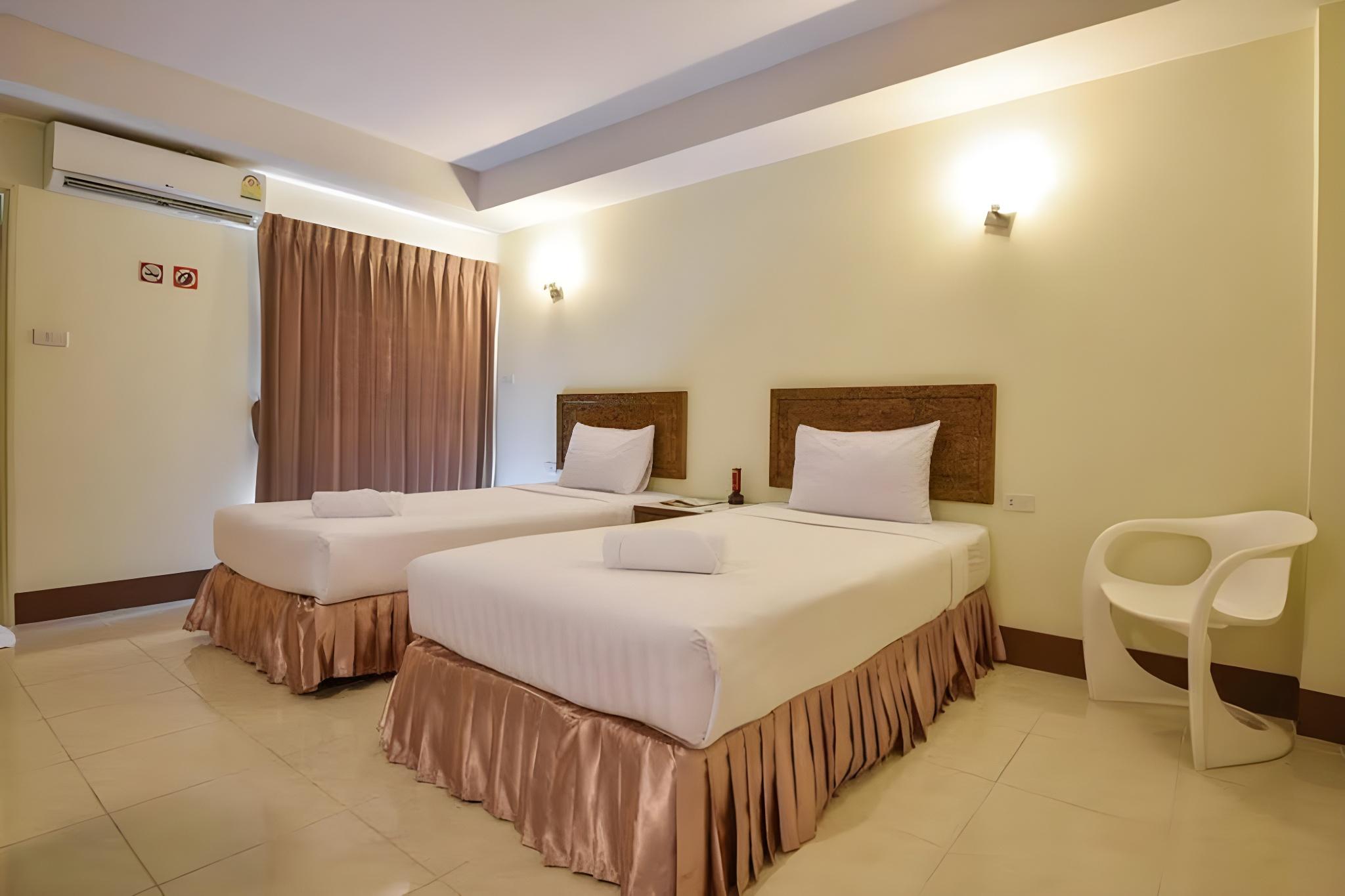 Trat Center Hotel 8/38