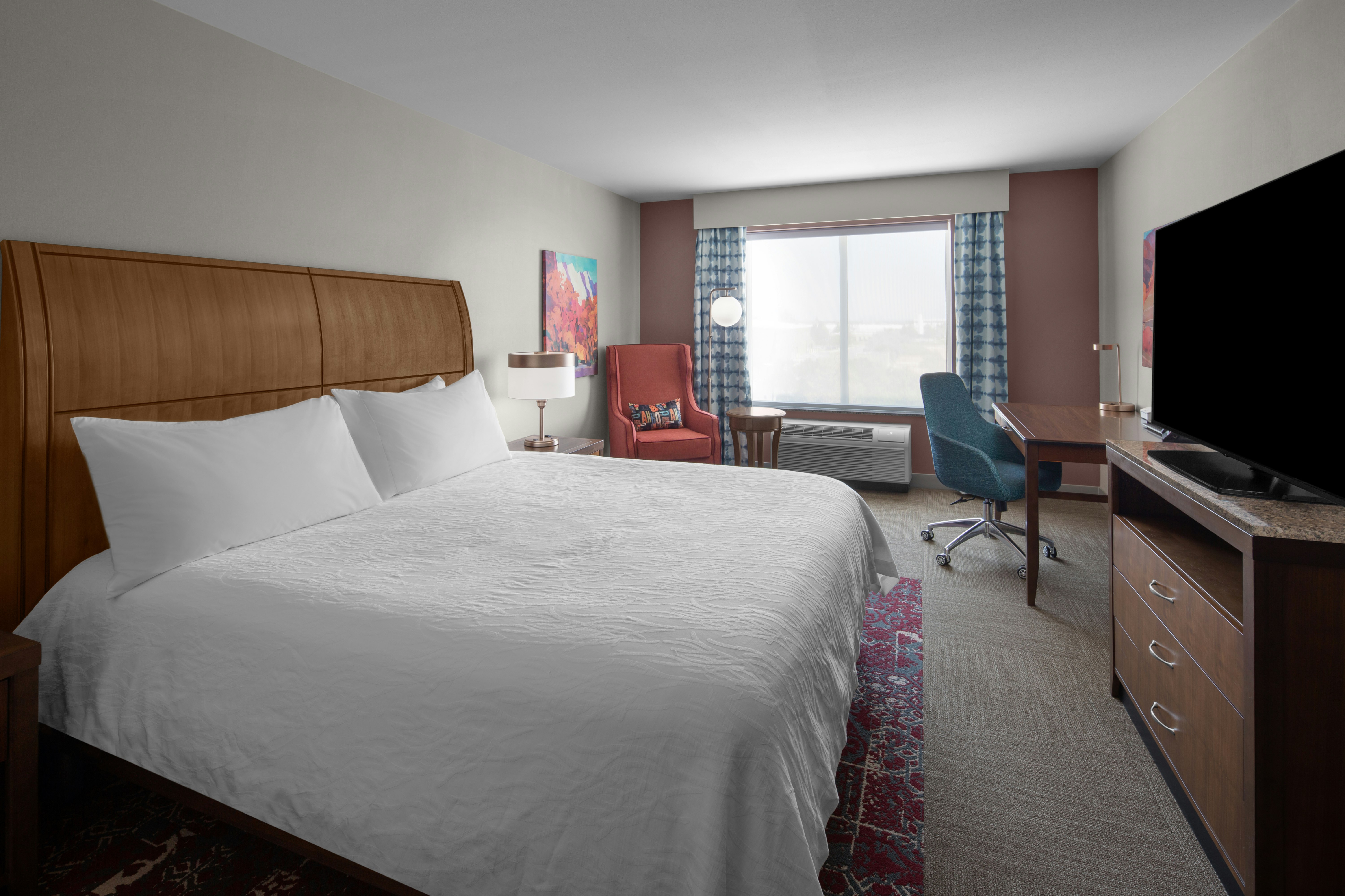 ROOM, KING BED