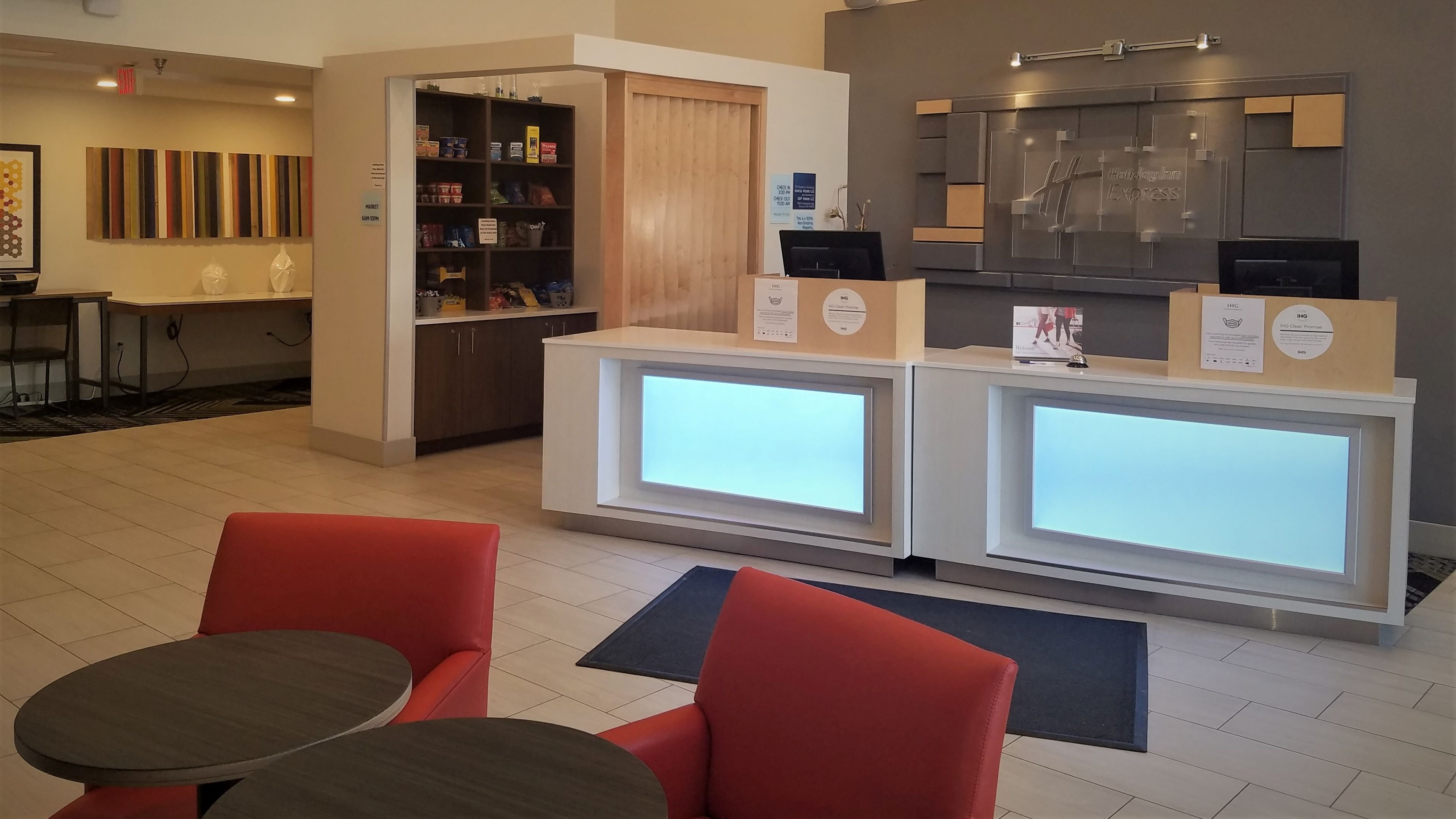 Holiday Inn Express Irwin (PA TPK Exit 67) 13/24