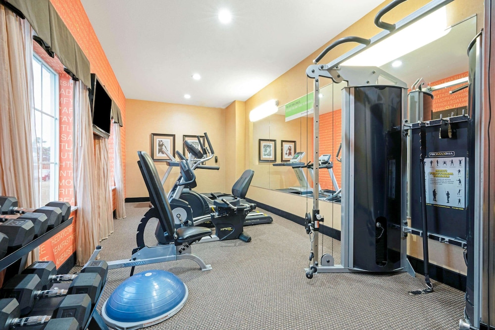 La Quinta Inn & Suites by Wyndham McAlester 25/45