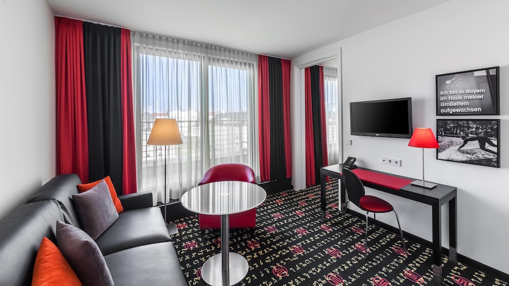 Holiday Inn Munich - Westpark 36/83