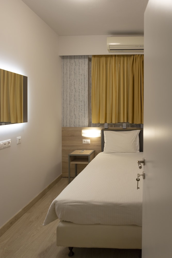 Pan Hotel 13/54