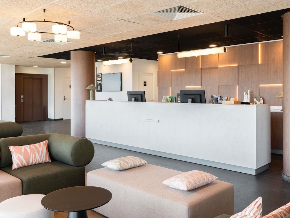 Mercure Paris Ivry Quai de Seine Hotel 6/79