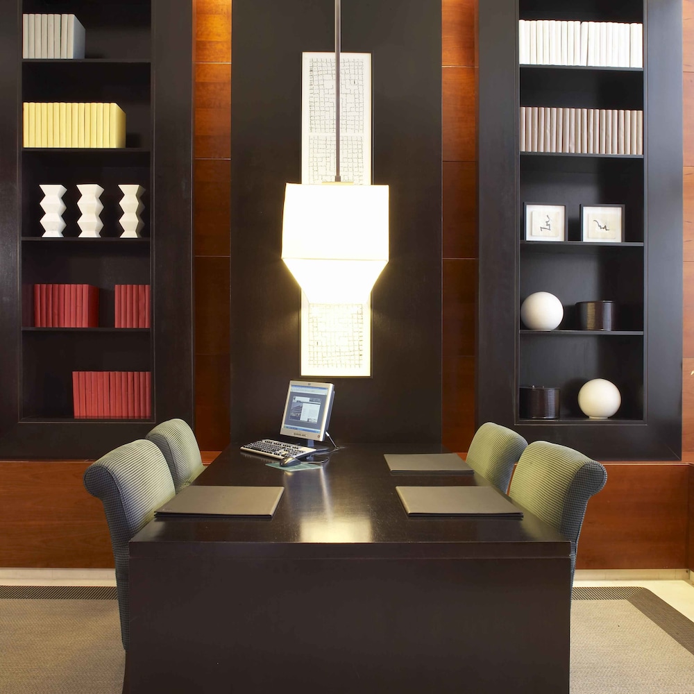 AC Hotel Alcala de Henares by Marriott 25/50