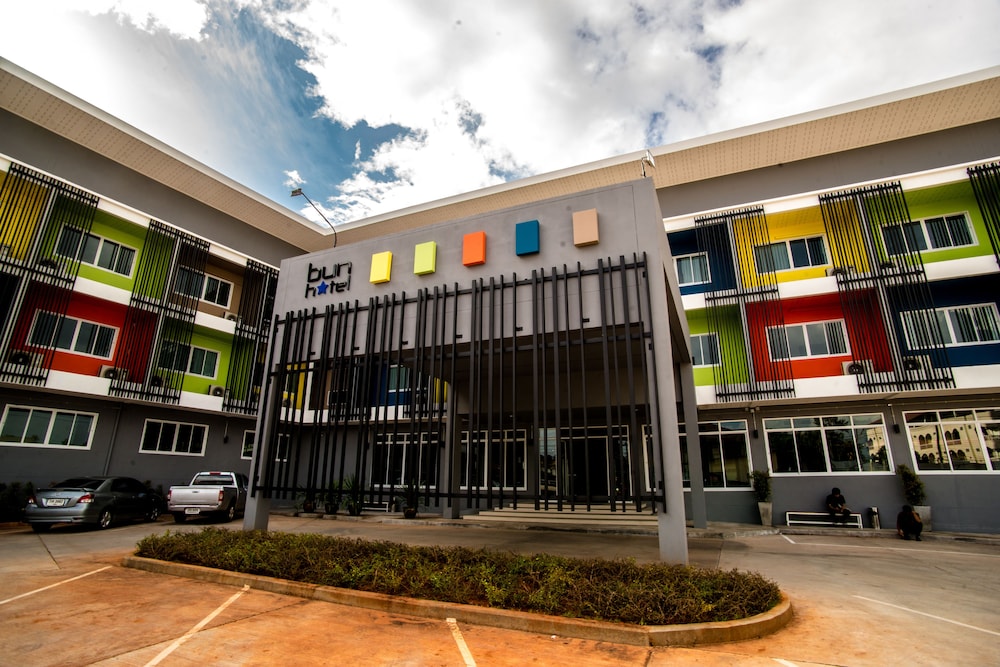 Bun Hotel 50/55
