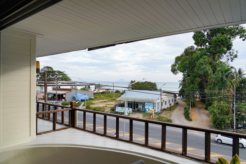 Wild Orchid Villa Krabi photo3