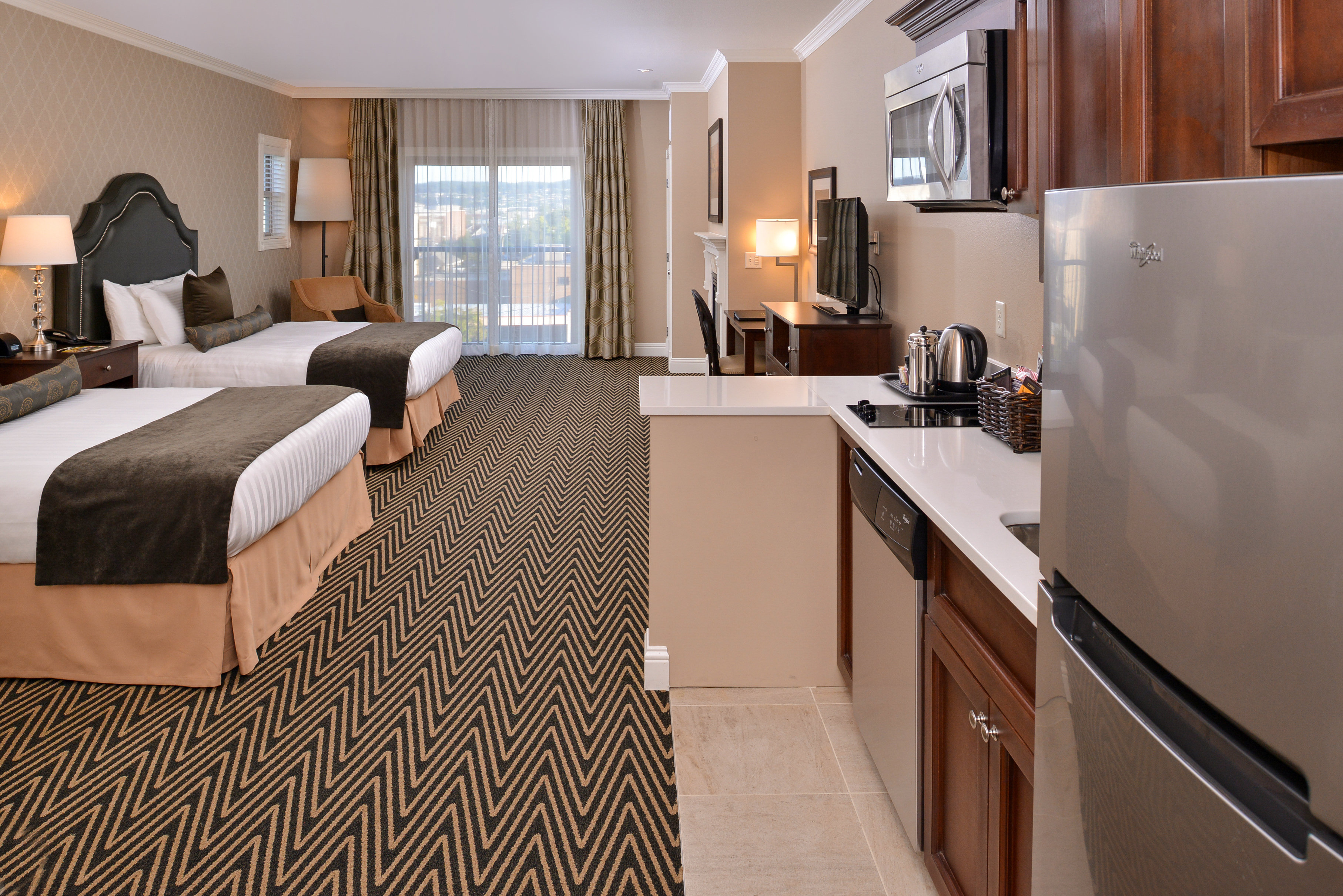 Majestic Inn & Spa 43/80