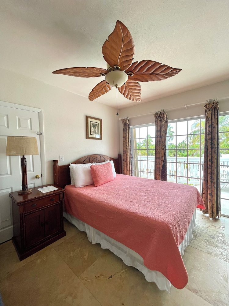 Coconut Cove Resort and Marina 9/50