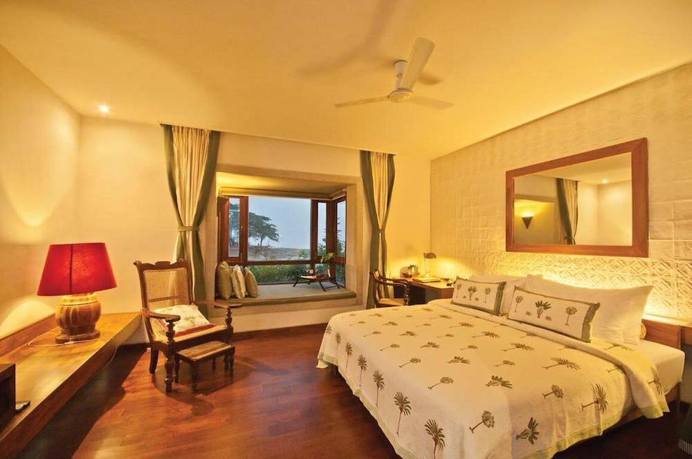 Taj Ganga Kutir Resort & Spa, Raichak 12/50