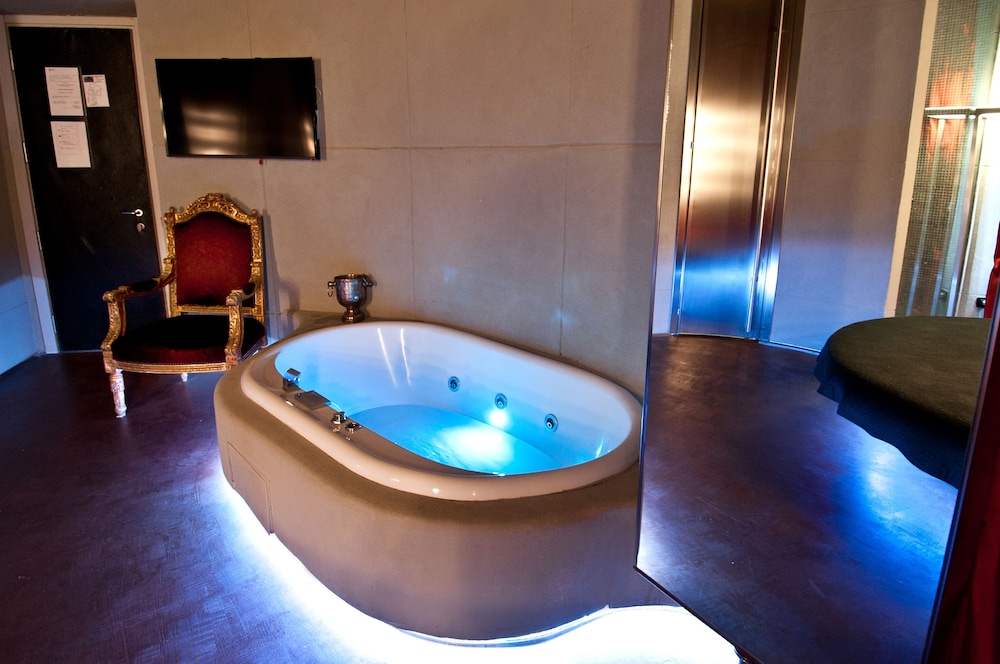 Mdm Luxury Rooms Guest House 28/50