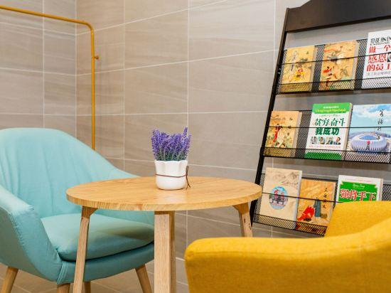 Lavande Hotel (Shenzhen Nanshan Science and Technology Park Vanke Cloud City) 44/53