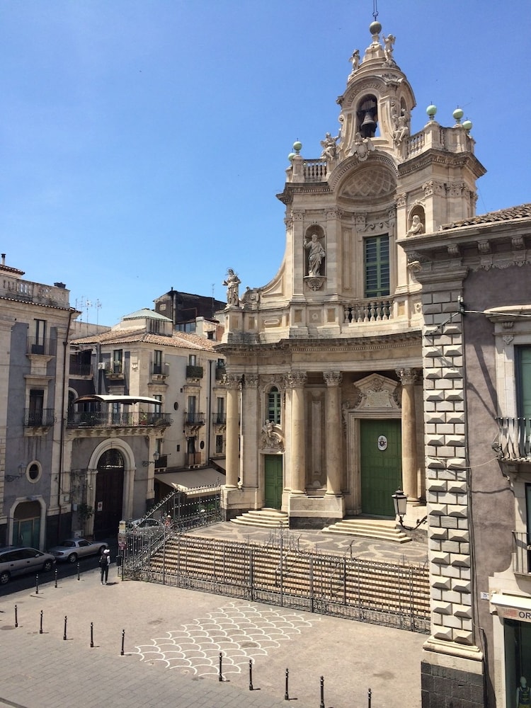 La Collegiata 47/50