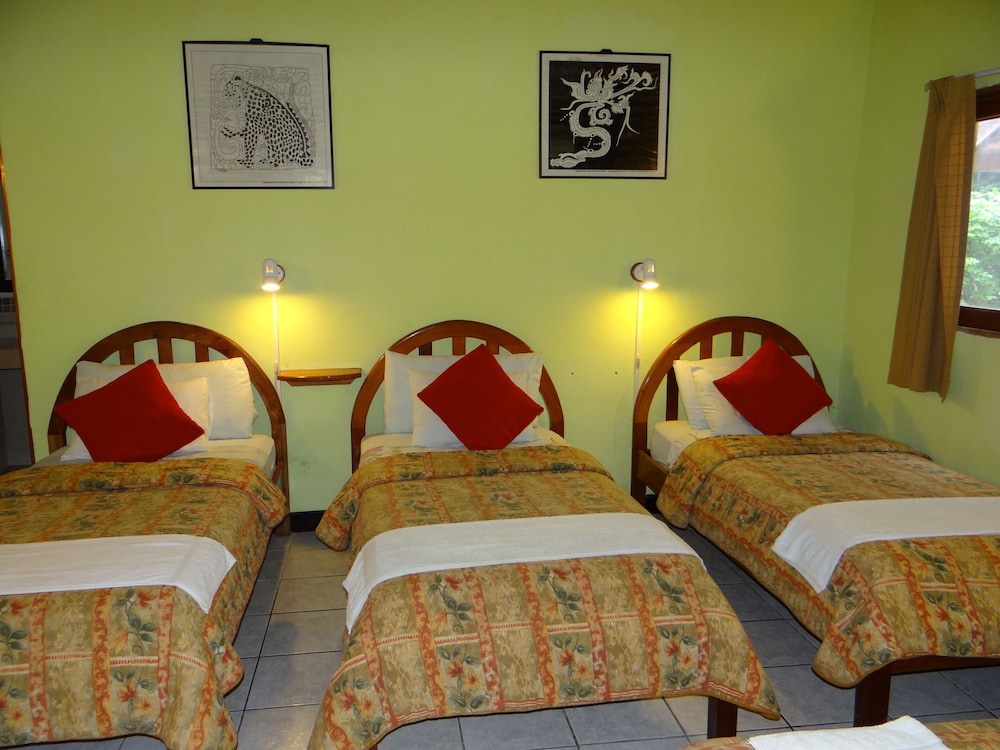 Hotel Jaguar Inn Tikal 19/70