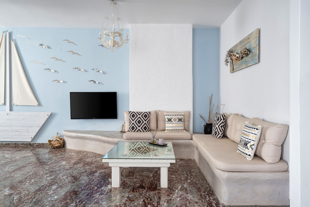 Iris Boutique Hotel 55/74