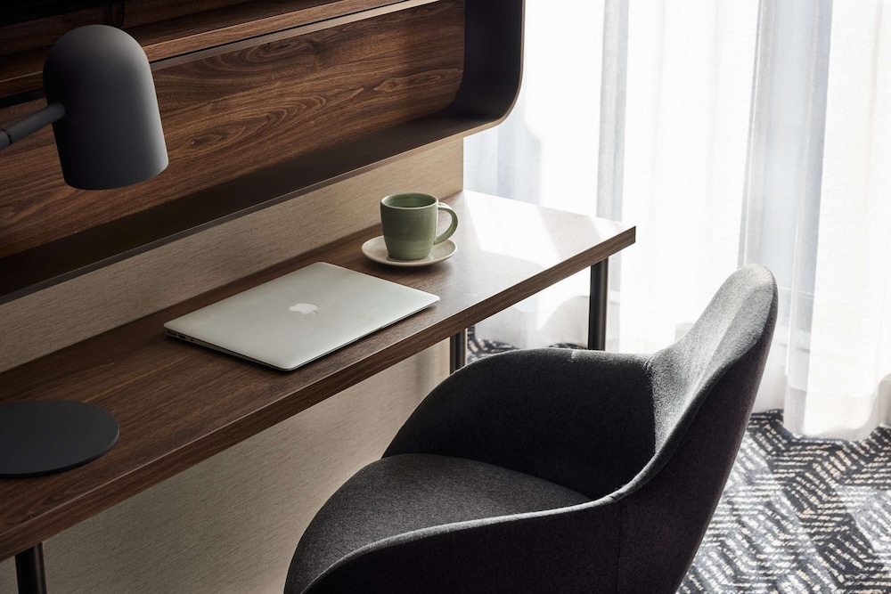 Aiden by Best Western Darling Harbour 54/59