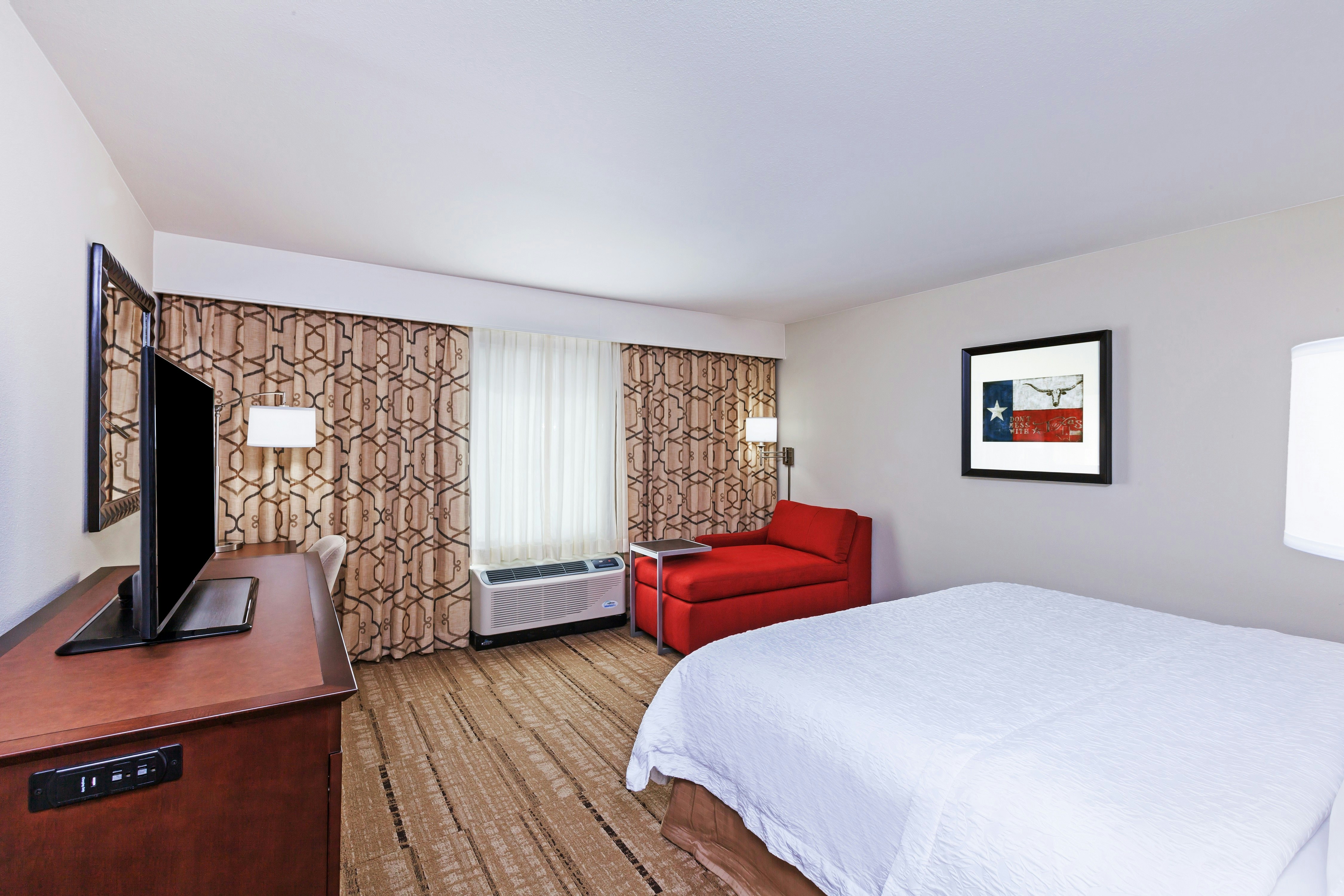 ROOM, KING BED, ACCESSIBLE