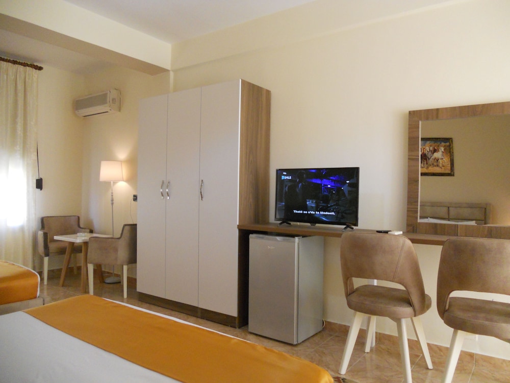 Hotel Onorato 16/36